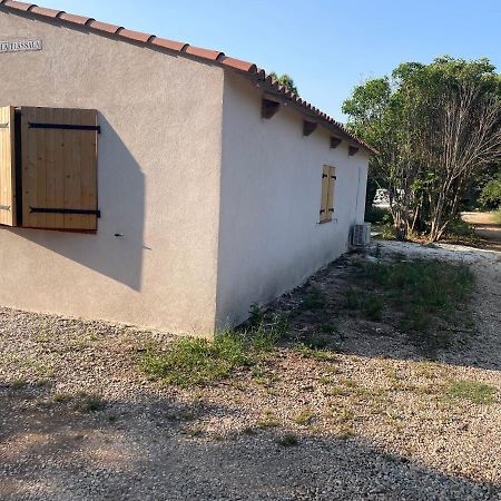 Appartement Avec Jardin Privatif Cuers Luaran gambar